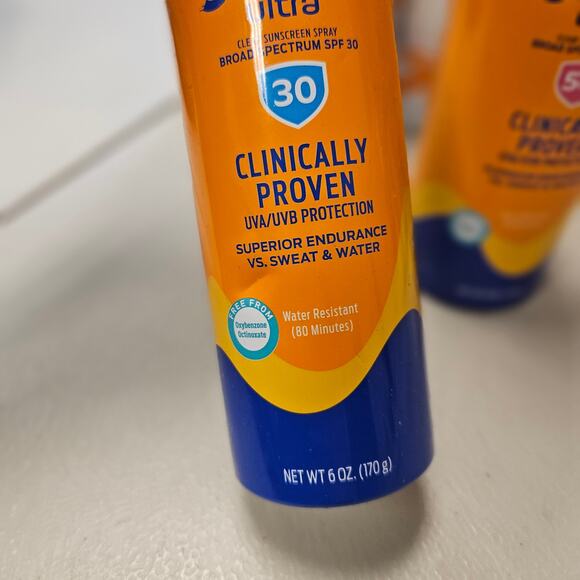 LOT OF 14 - SUNSCREEN SPRAY CANS MIXED BRAND UP & UP/ BANANA BOAT - Picture 6 of 12